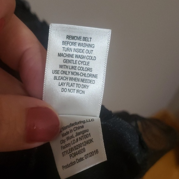 Girls size 12 black dress with Rose's and sequins - Picture 8 of 8